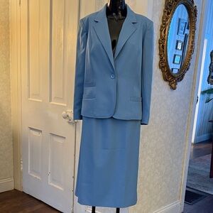 Vintage Frankly Speaking Light Powder Blue Skirt Suit Notched Lapel Set 13/14